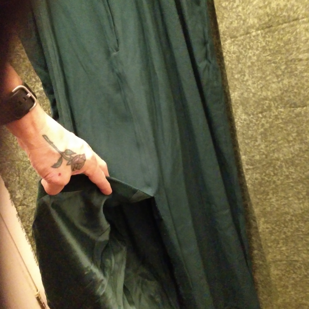 Dress - Picture 9 of 10